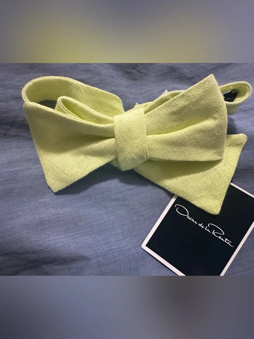 Oscar de la Renta Vintage Boys Y2K Lime Green Yellow Bow Tie